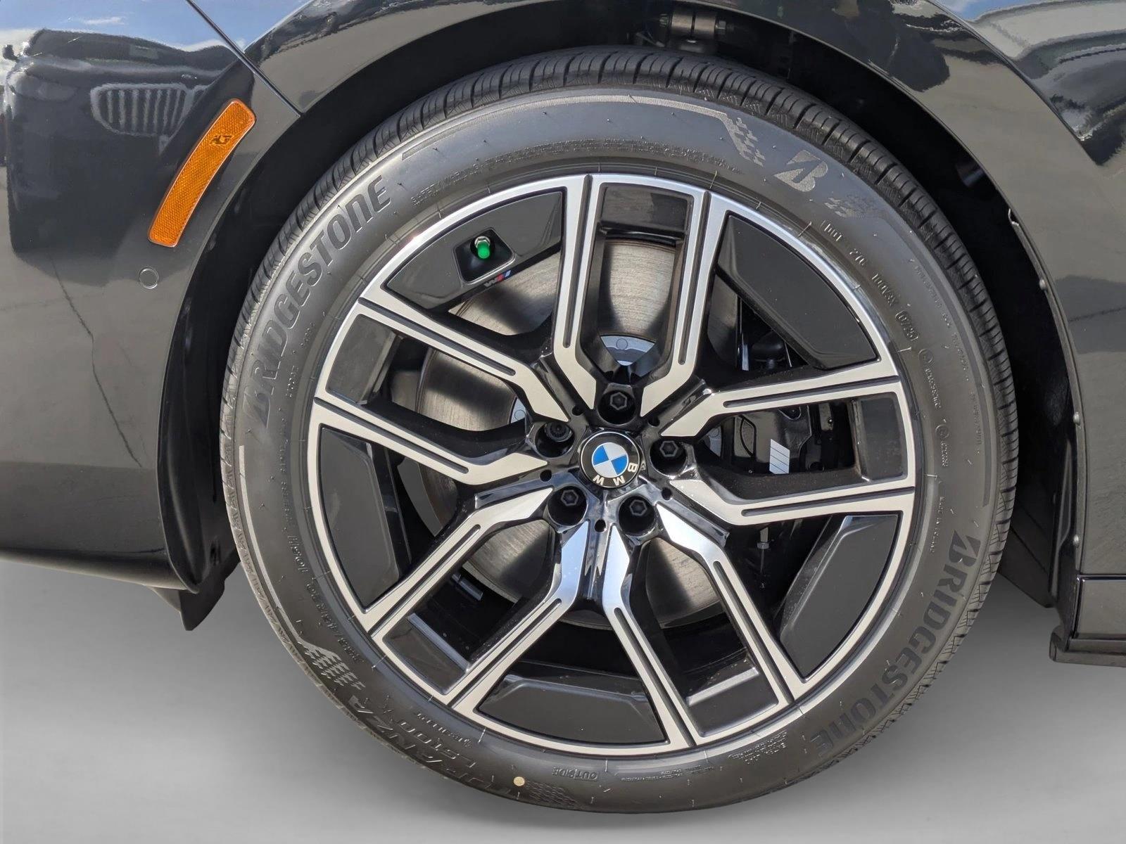 2026 BMW i7 60 - Photo 10