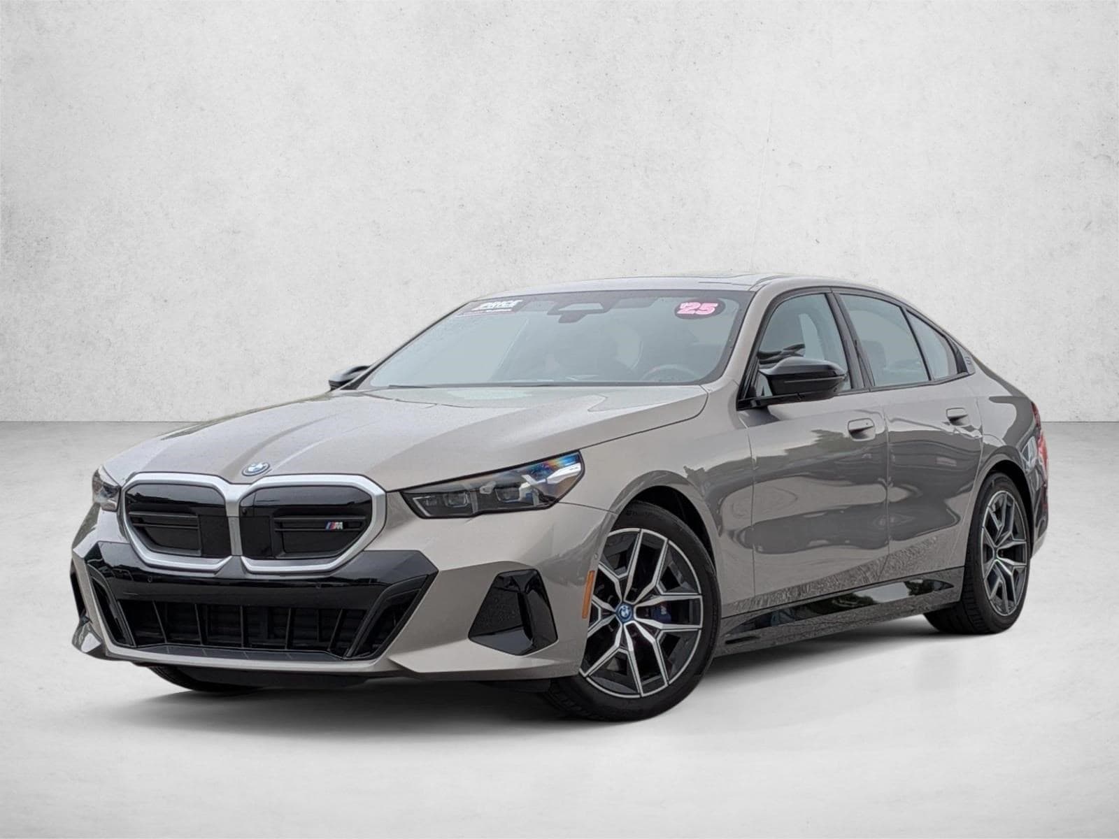 2025 BMW i5 M60 xDrive Sedan's photo