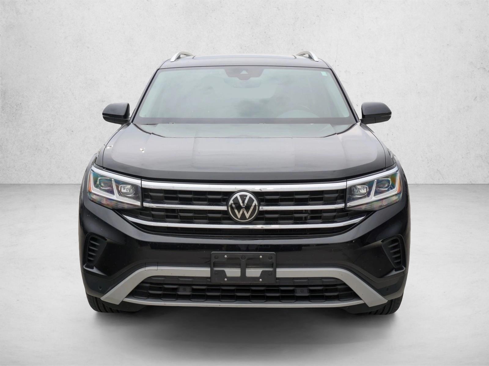 2023 Volkswagen Atlas V6 SEL photo 2
