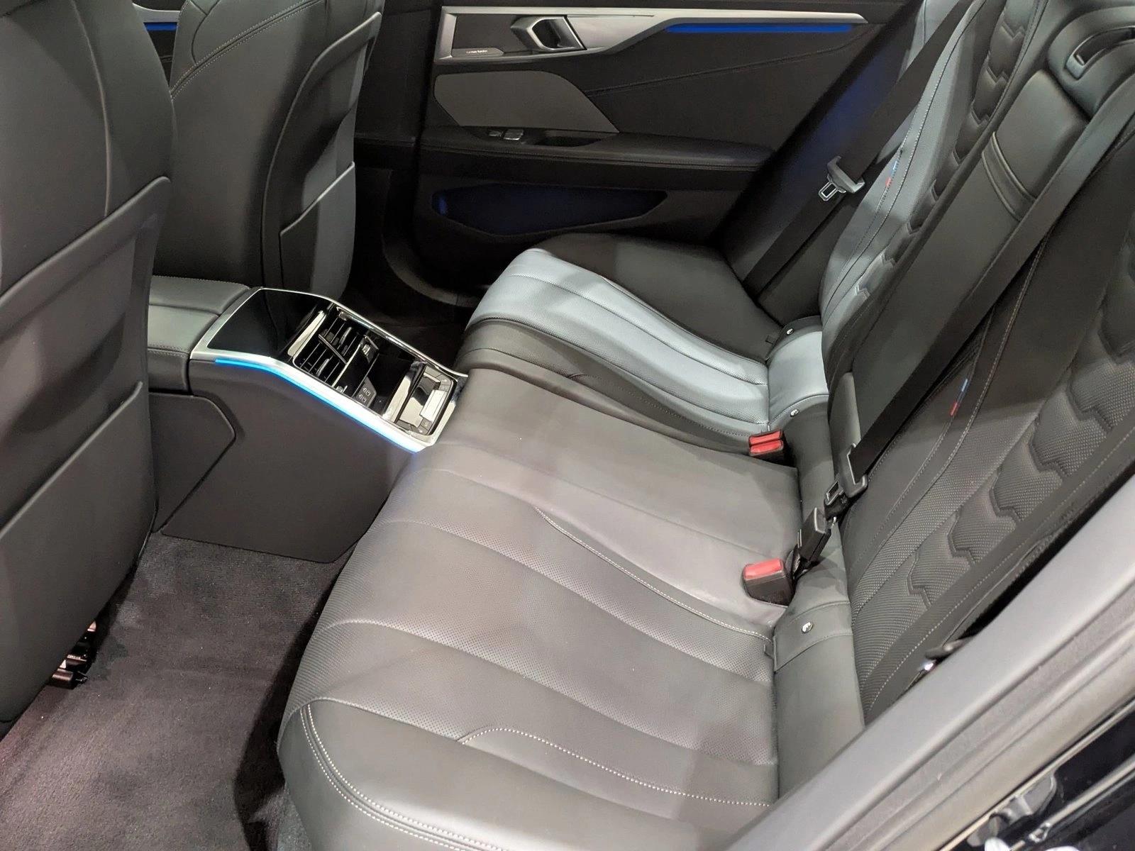 2026 BMW 8 Series 840i - Photo 21