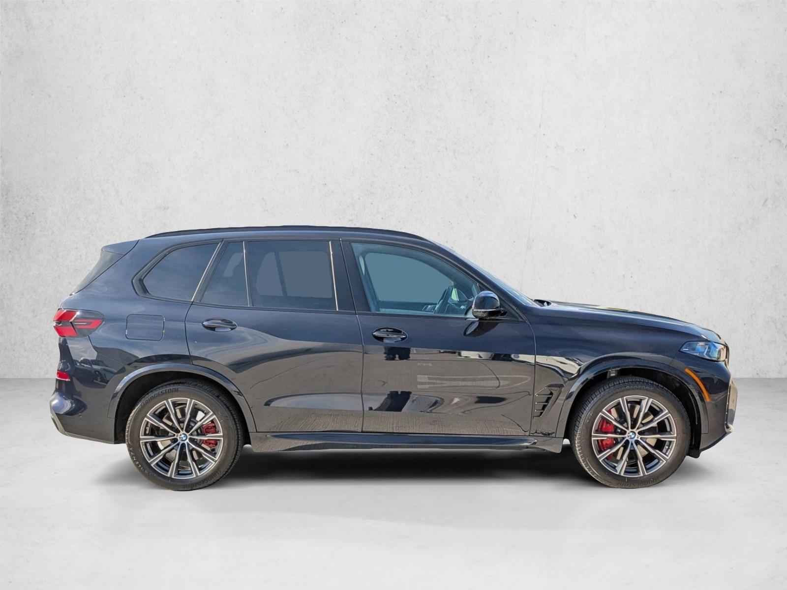 2025 Bmw X5 M60i photo 3