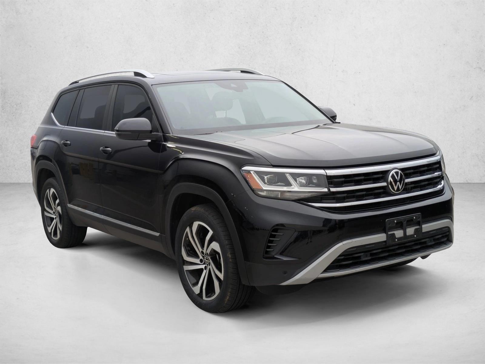 2023 Volkswagen Atlas V6 SEL photo 3