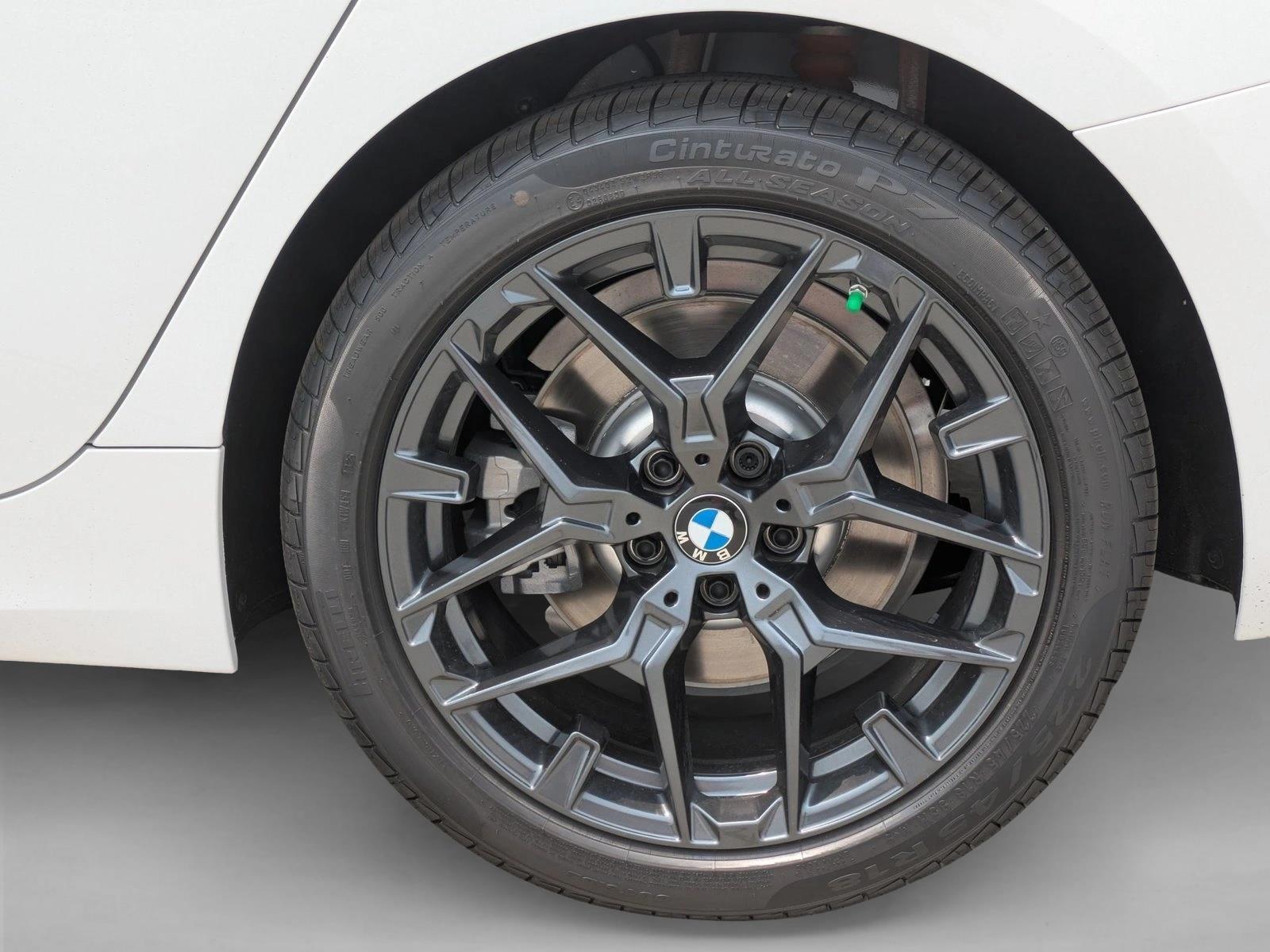2026 BMW 3 Series 330i - Photo 10