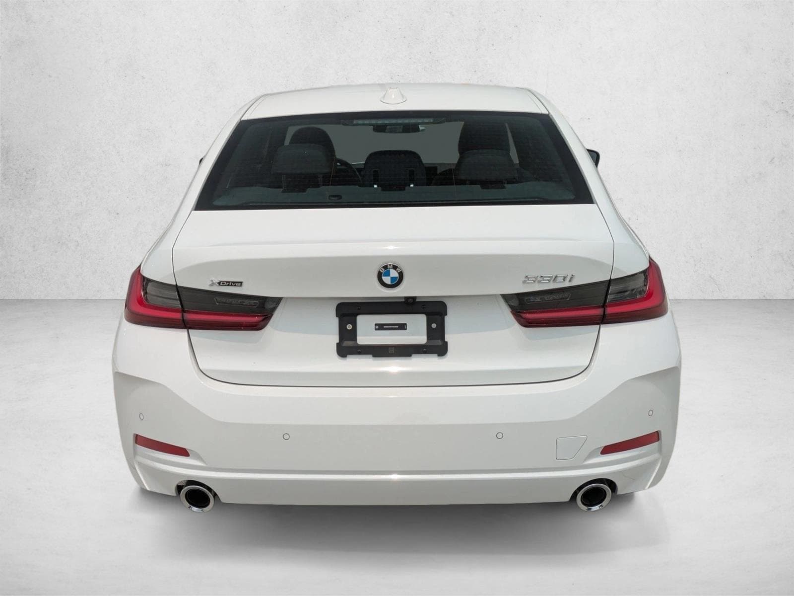 2026 BMW 3 Series 330i - Photo 8