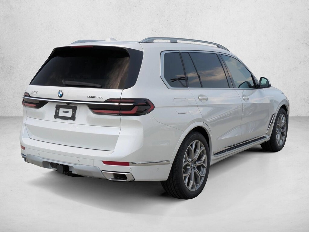 New 2027 BMW X7 xDrive40i SUV