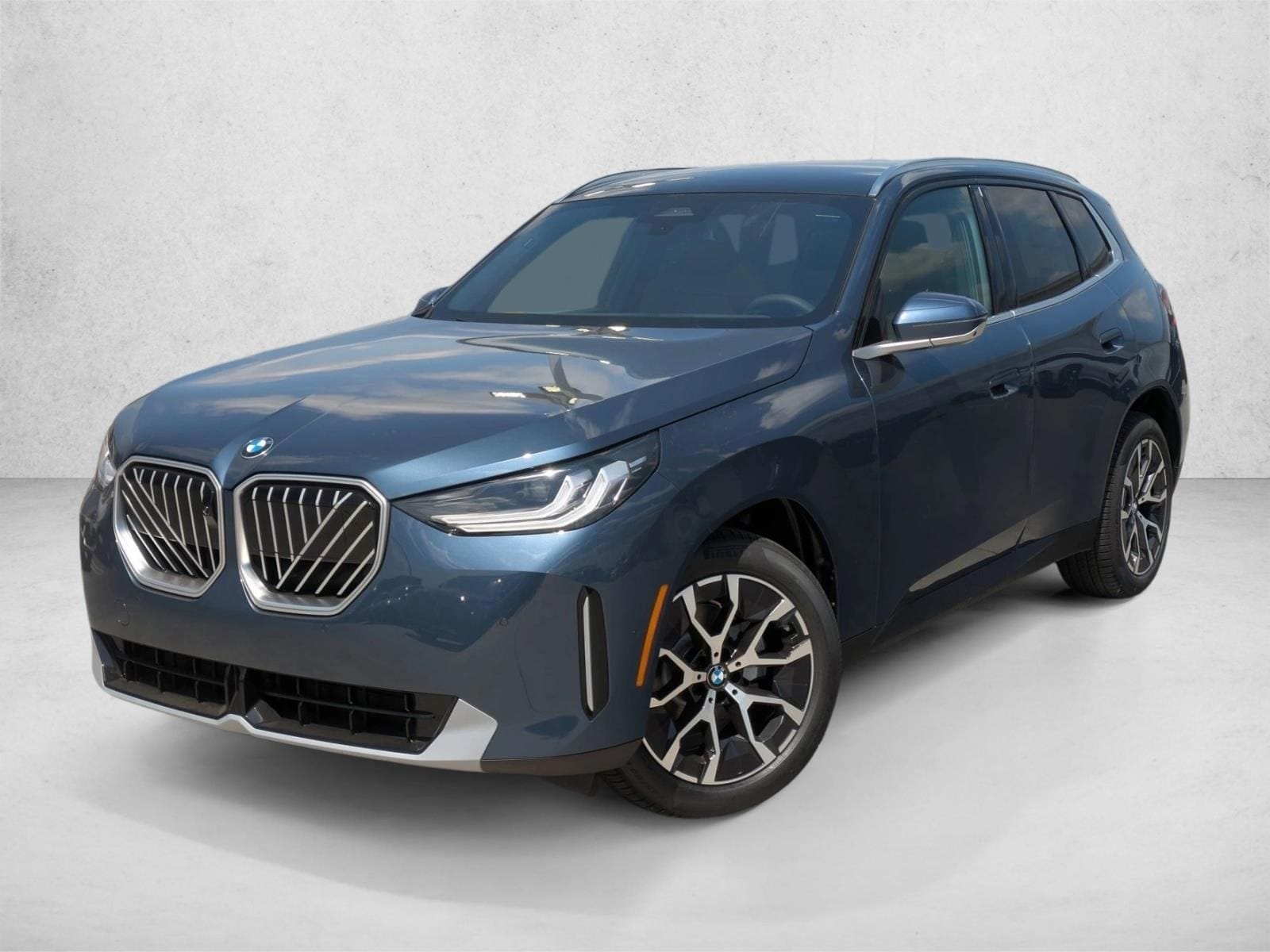 2026 BMW X3 30 XDRIVE's photo