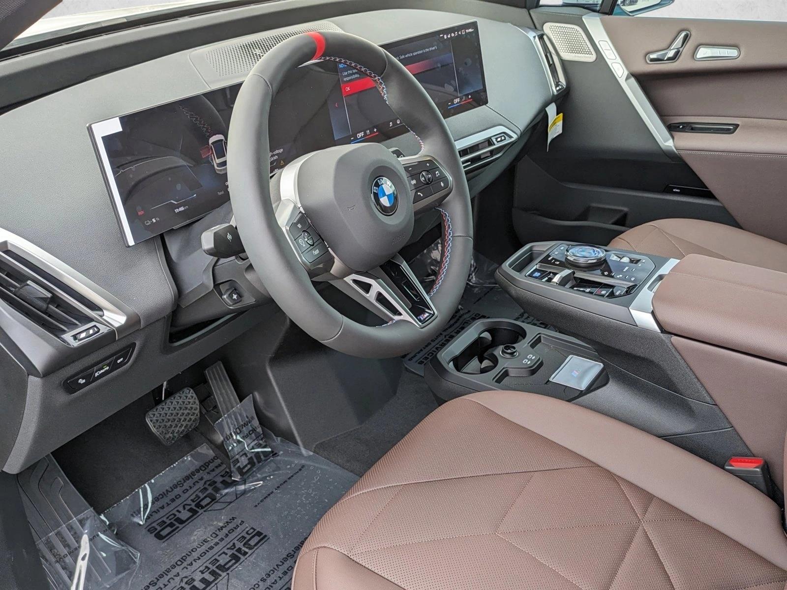2025 Bmw iX photo 3