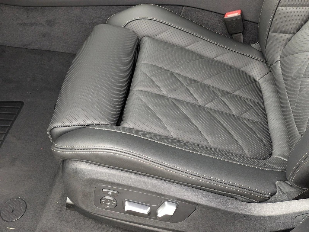 New 2026 BMW X5 PHEV xDrive50e SUV