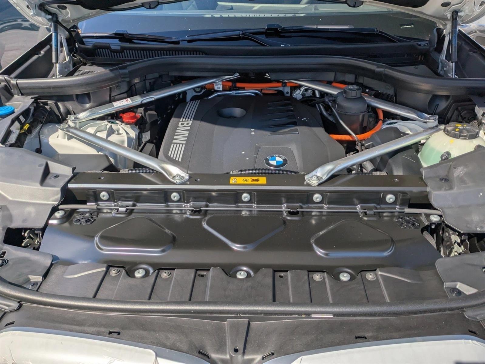 2026 BMW X5 50e - Photo 13