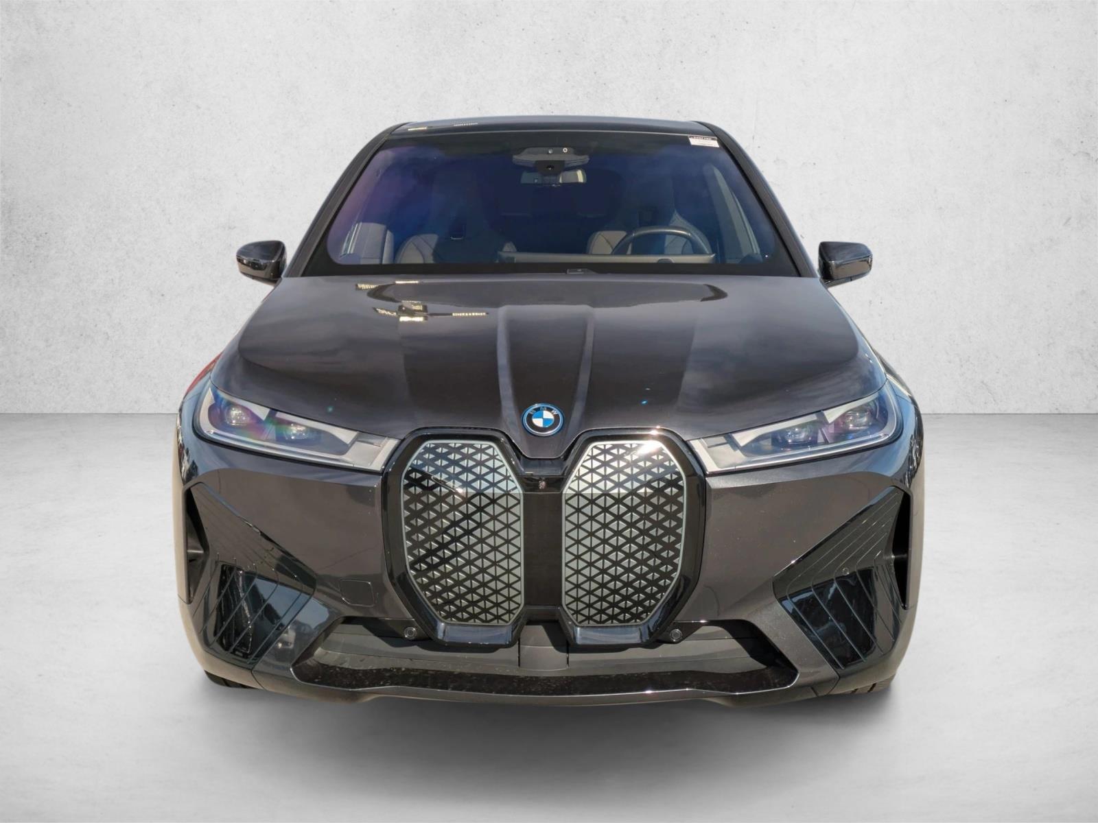 2024 Bmw iX photo 2