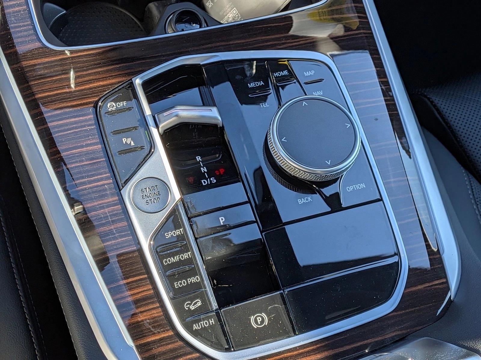 2026 BMW X5 40i - Photo 16
