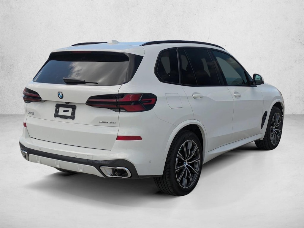 New 2026 BMW X5 xDrive40i SUV