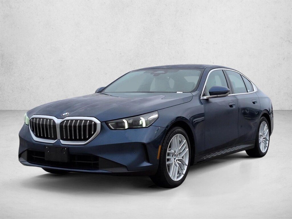 Used 2024 BMW 530i xDrive Sedan