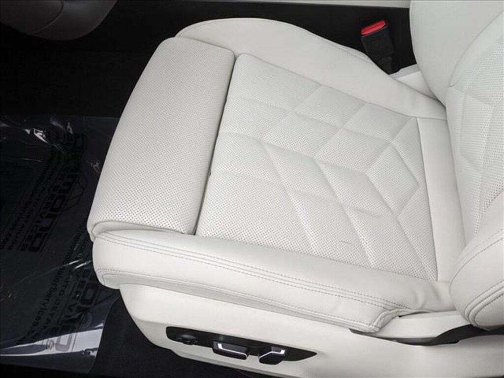 Used 2025 BMW 530i xDrive Sedan