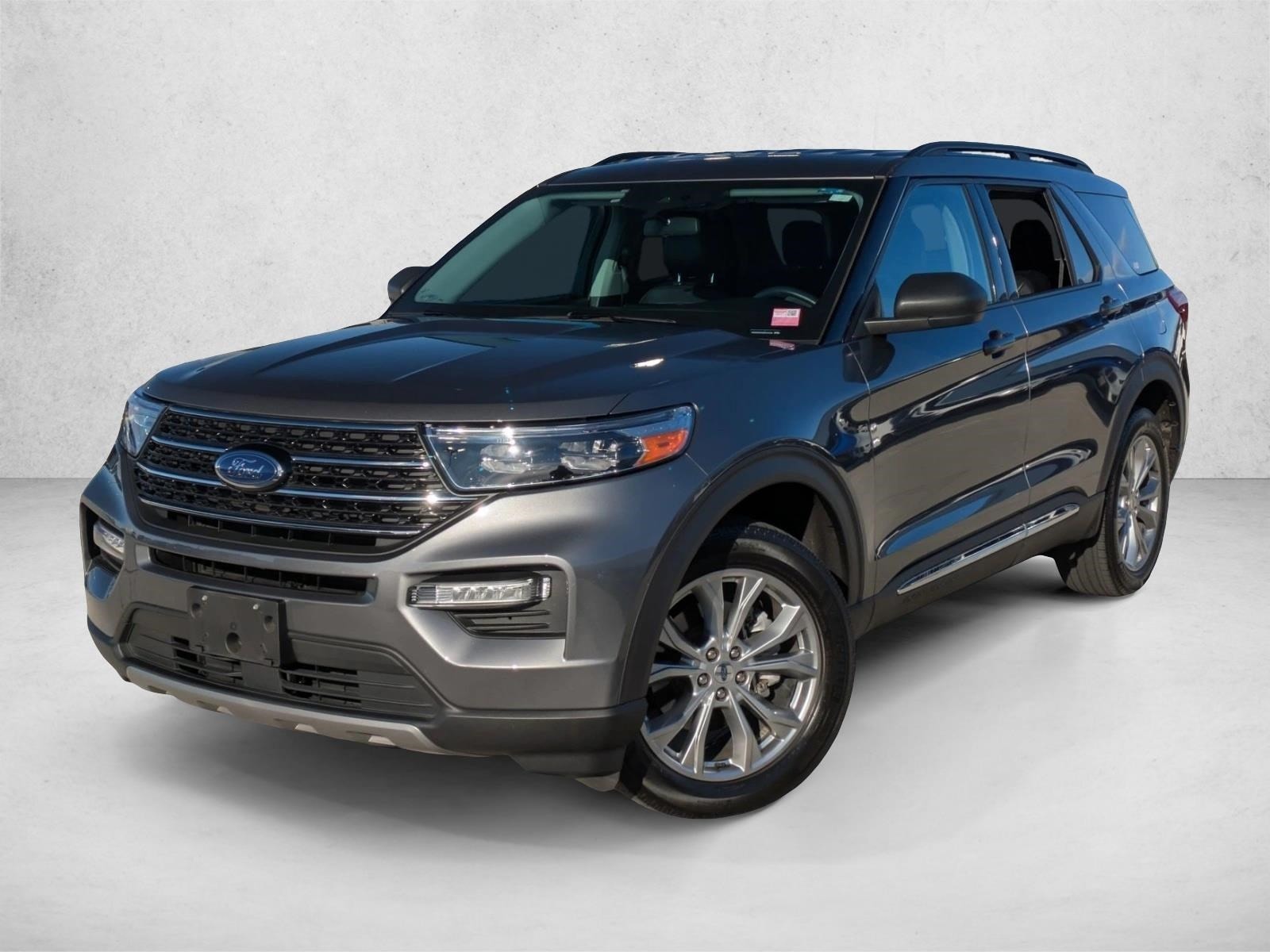 2021 Ford Explorer XLT's photo