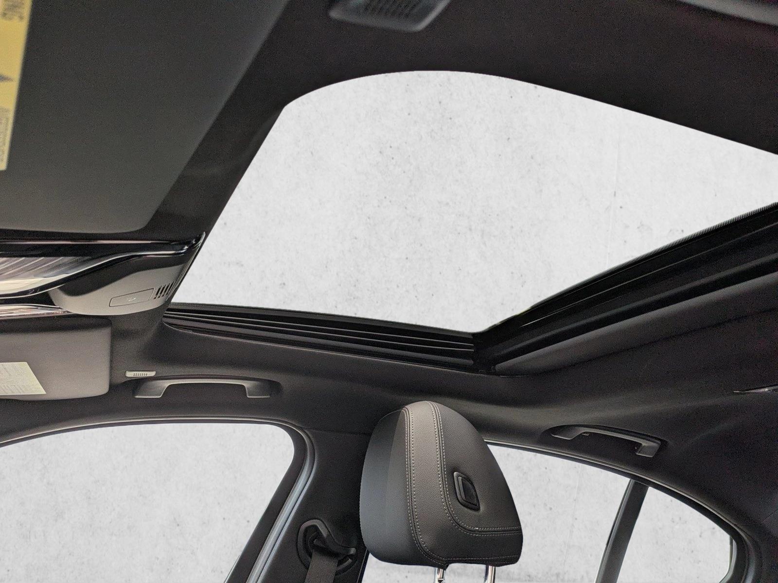 2026 BMW 3 Series 330i - Photo 15