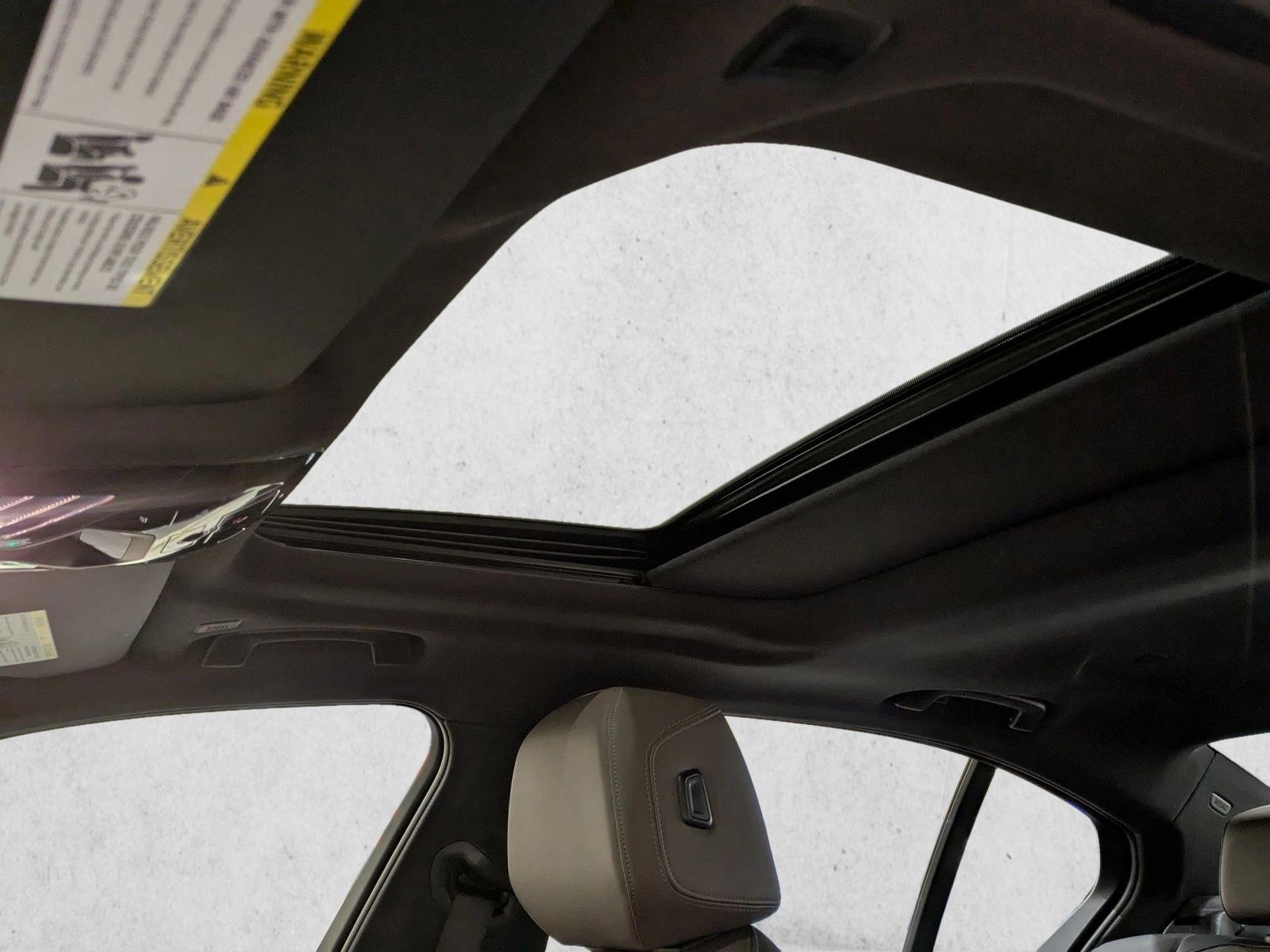 2024 BMW i5 40 - Photo 16