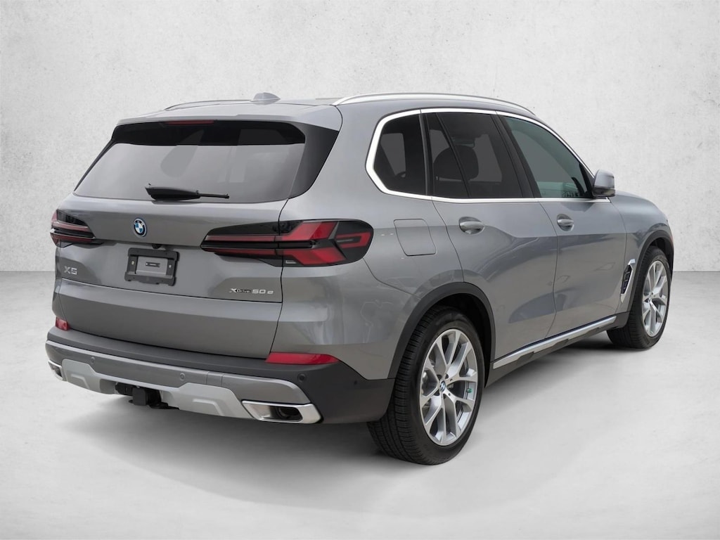 New 2026 BMW X5 PHEV xDrive50e SUV