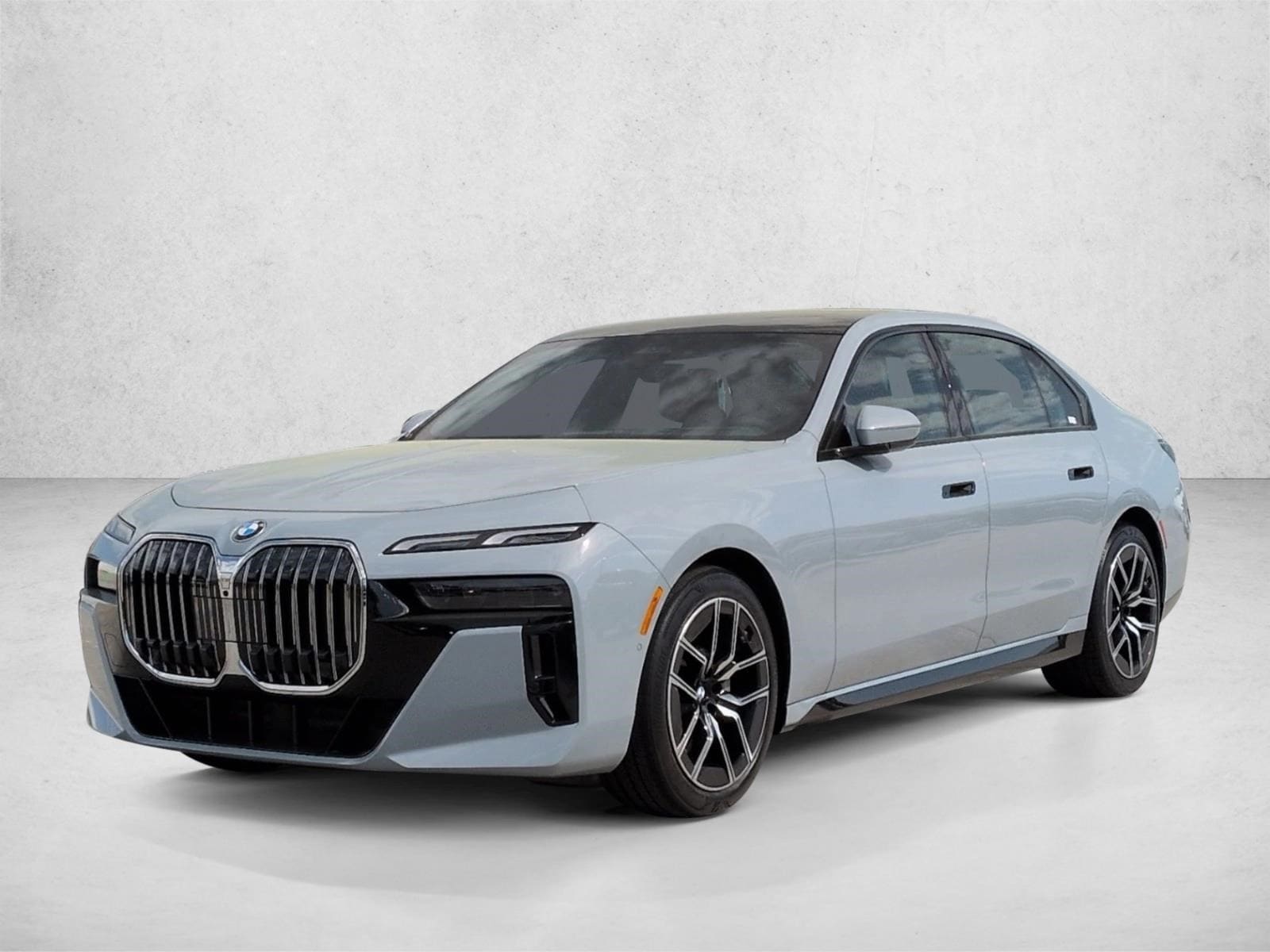 2025 BMW 7 Series 740i xDrive Sedan's photo