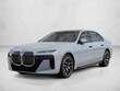  BMW 740i