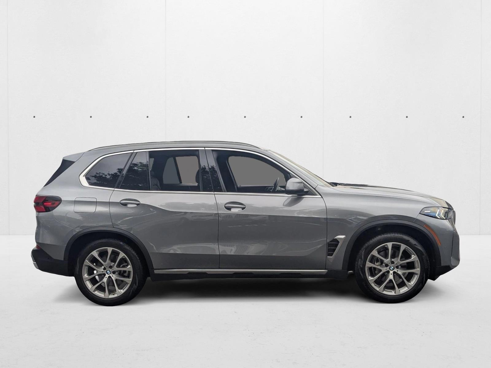 2024 Bmw X5 xDrive40i photo 2