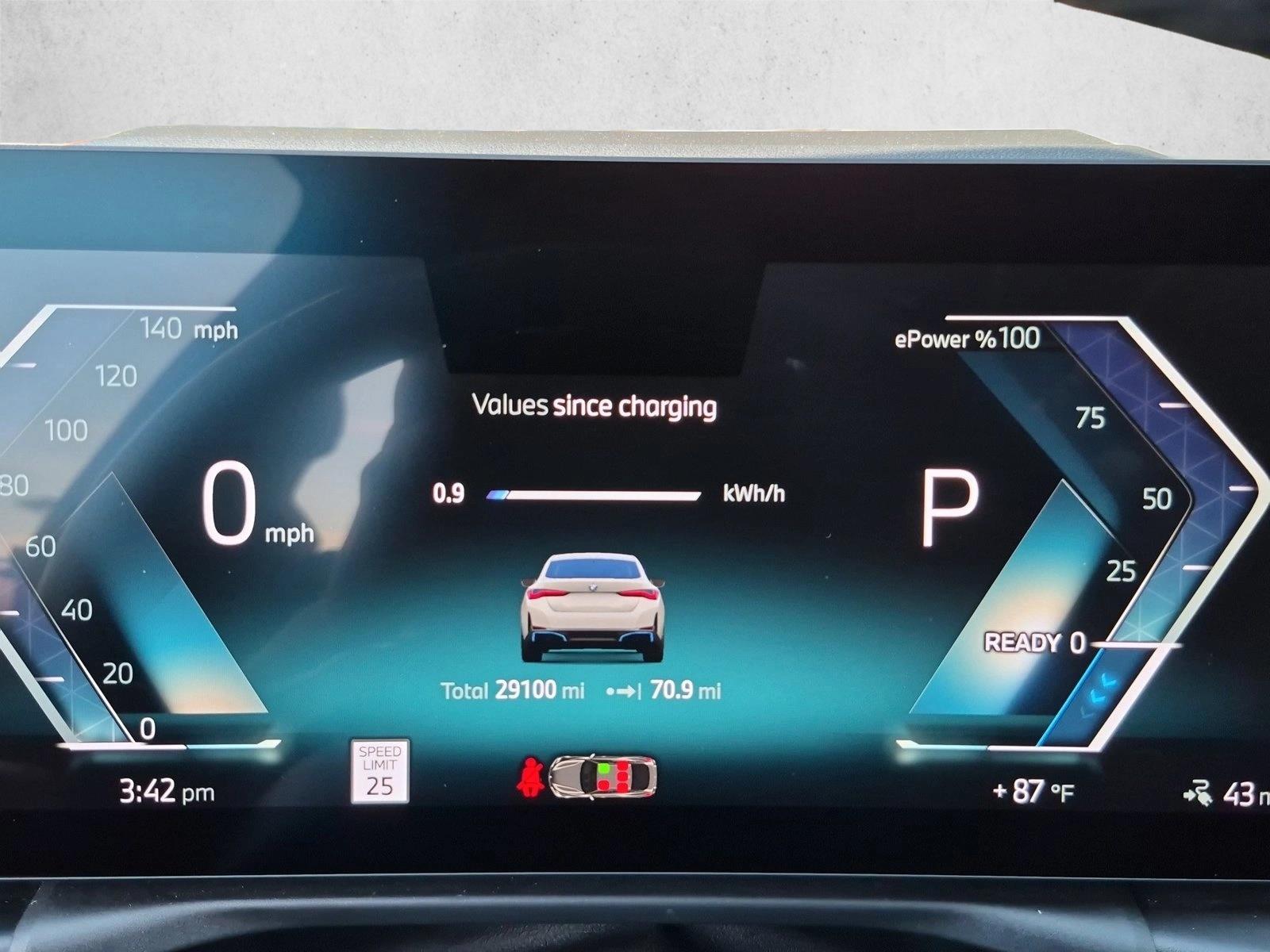 2024 BMW i4 35 - Photo 9