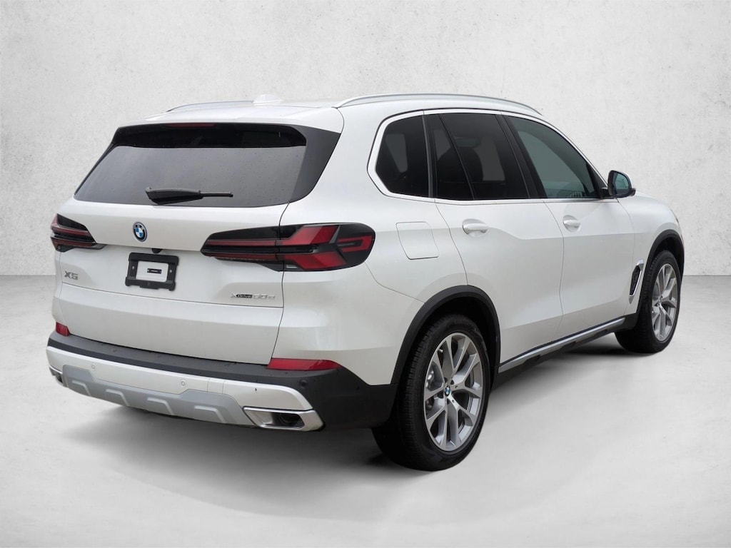 New 2026 BMW X5 PHEV xDrive50e SUV