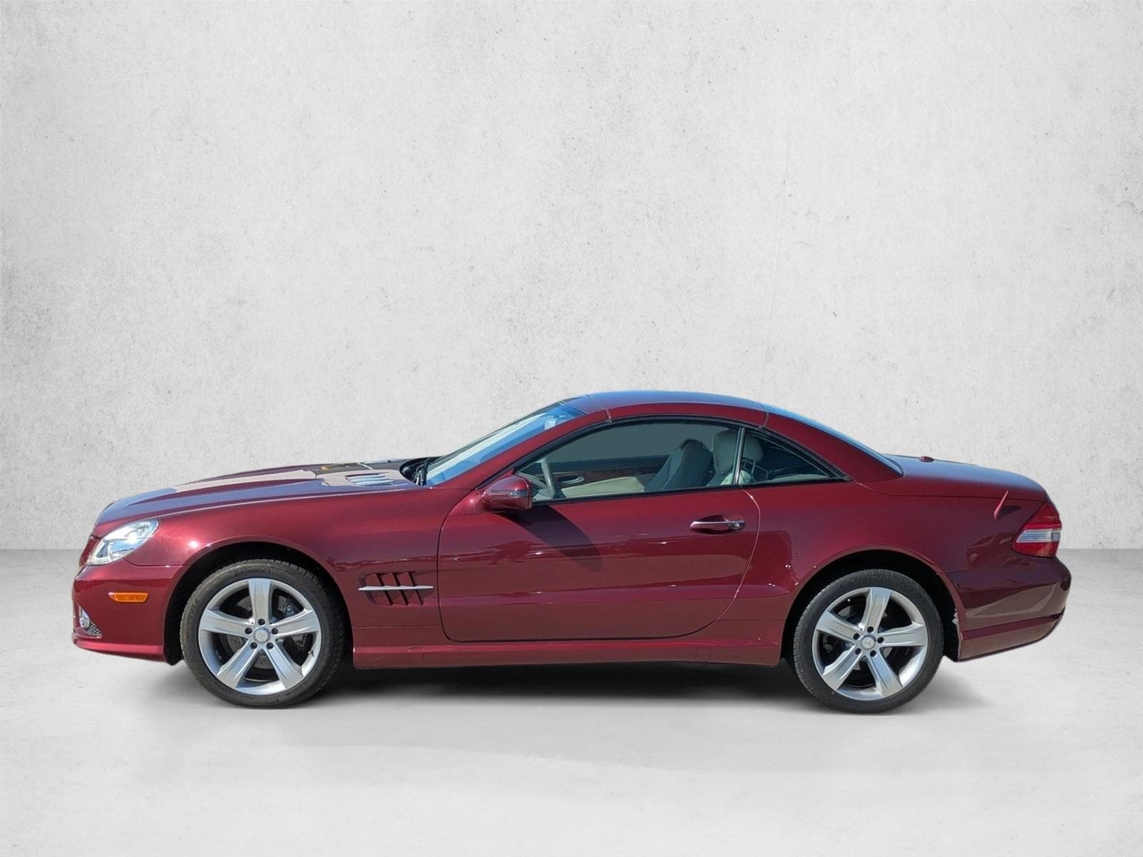 2009 Mercedes-Benz SL-Class SL550 - Photo 8