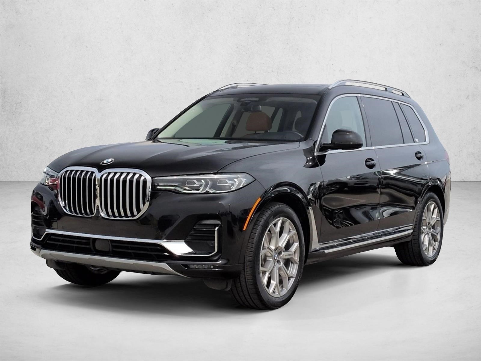 2022 BMW X7 xDrive40i's photo