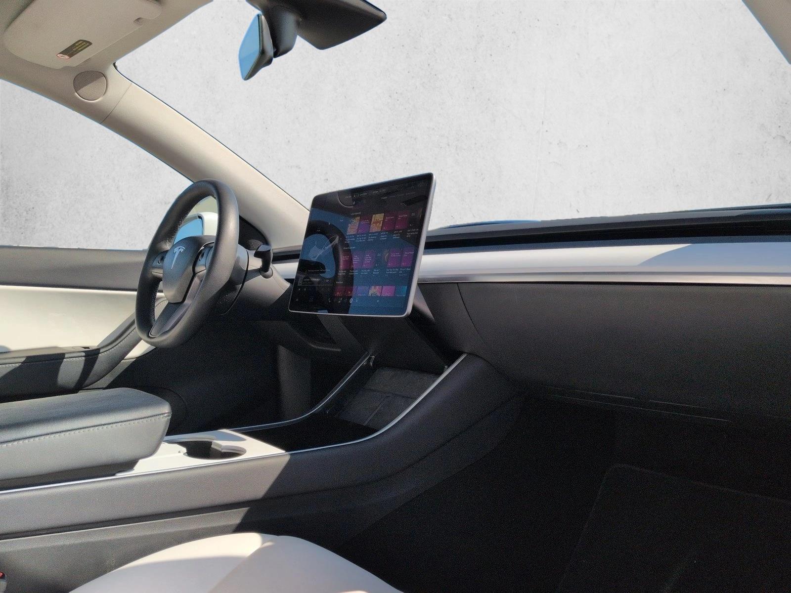 2021 Tesla Model Y Long Range - Photo 23
