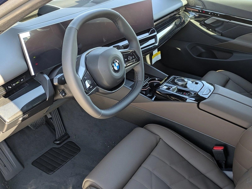 New 2026 BMW 530i xDrive Sedan