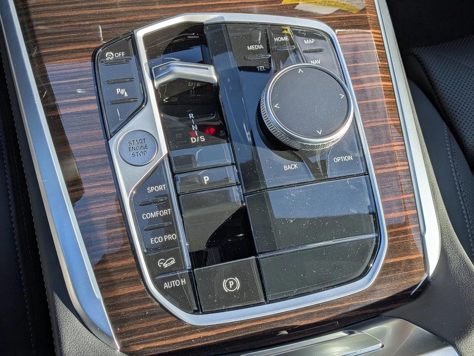 2026 BMW X5 40i - Photo 16