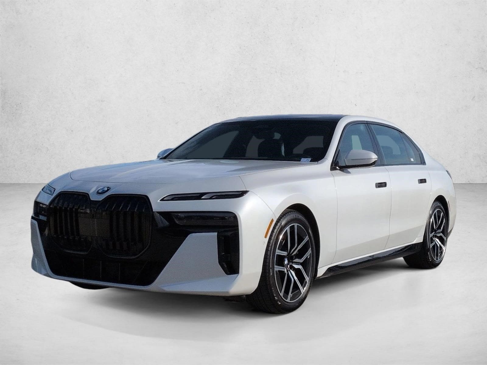 2025 BMW 7 Series 740i xDrive Sedan's photo
