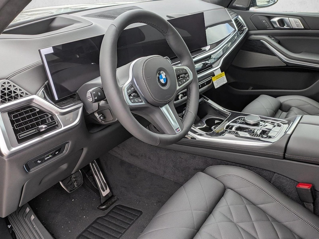 New 2027 BMW X7 xDrive40i SUV