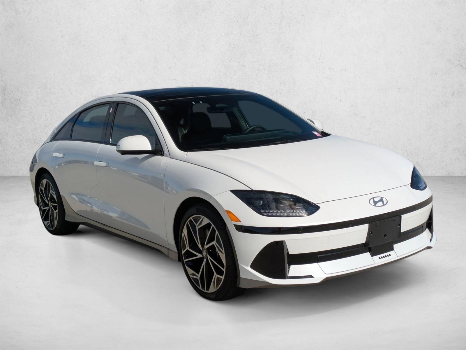 2025 Hyundai Ioniq 6 Limited photo 3