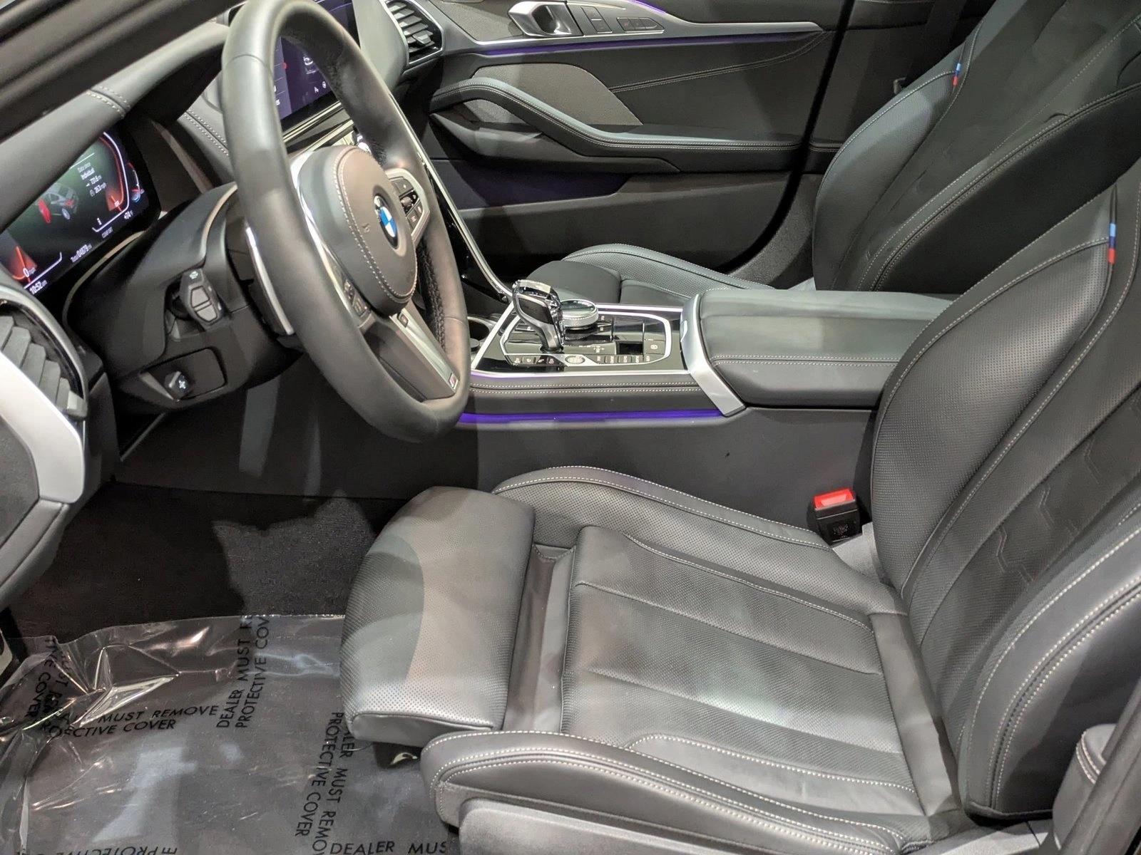 2026 BMW 8 Series 840i - Photo 17