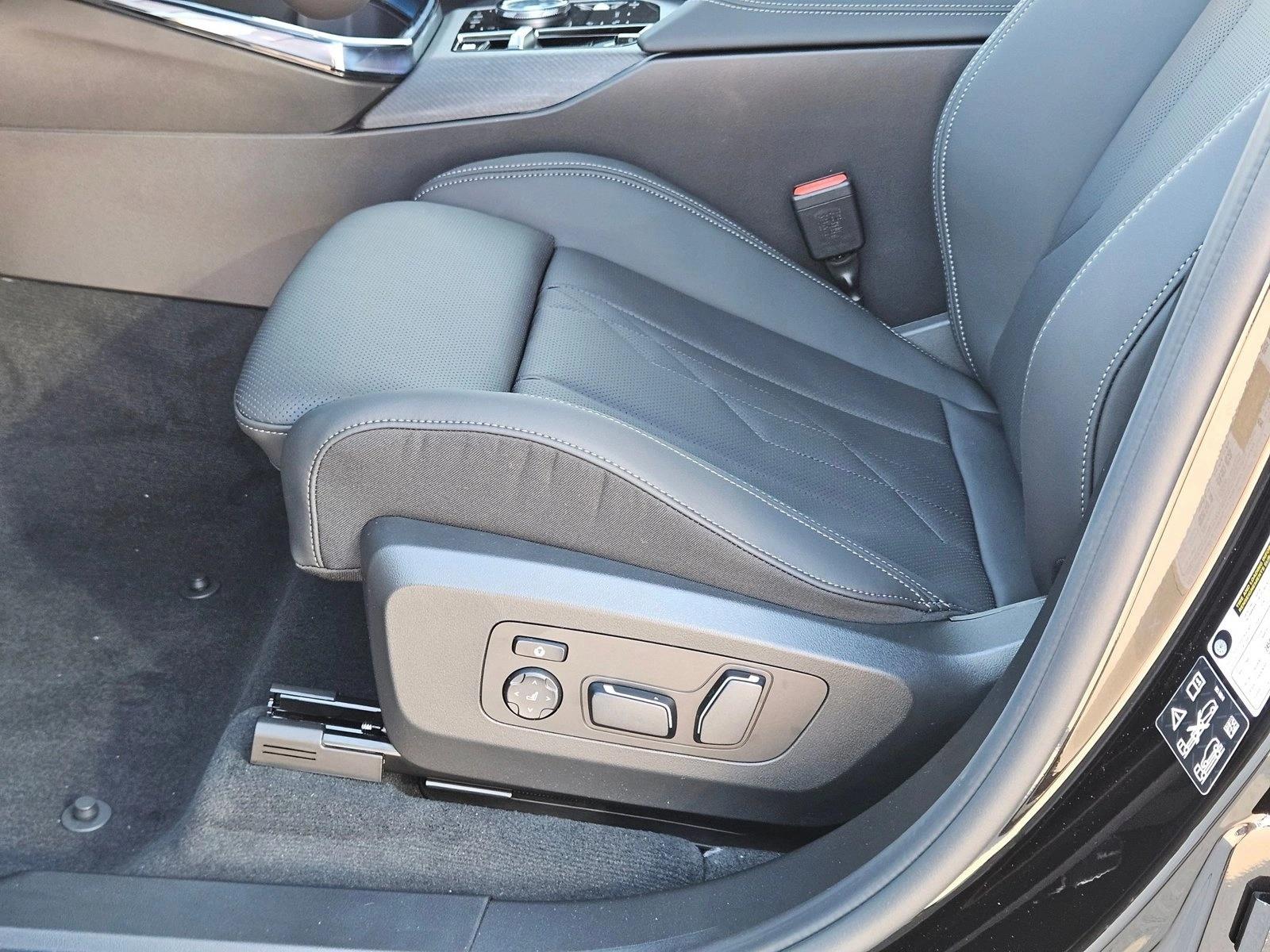2026 Bmw X3 photo 3