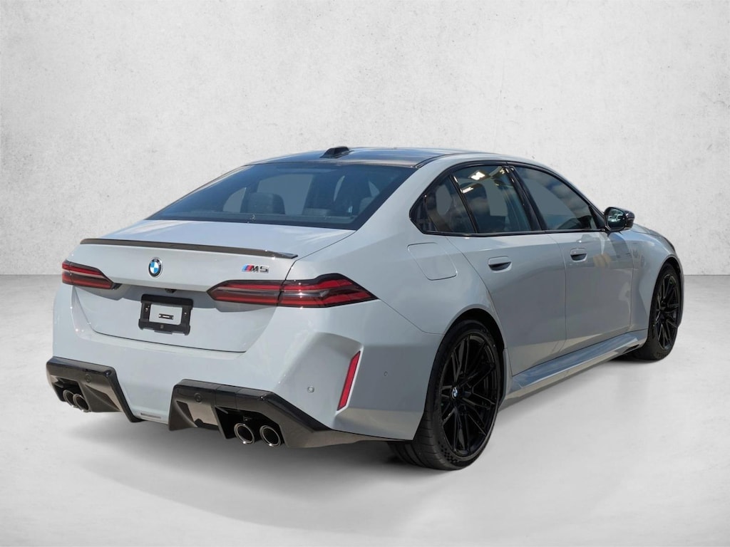 New 2027 BMW M5 Sedan