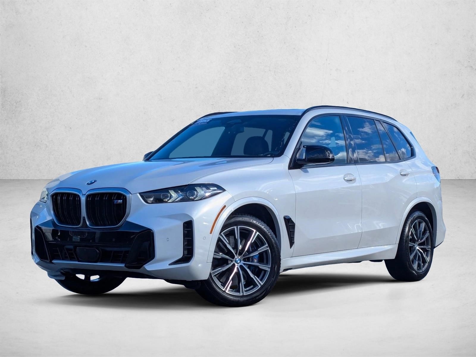 2025 BMW X5 M60i's photo