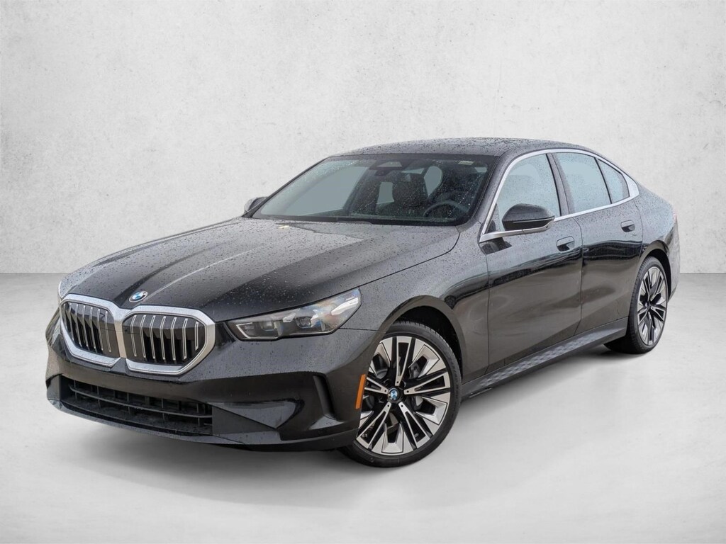 New 2026 BMW 530i xDrive Sedan