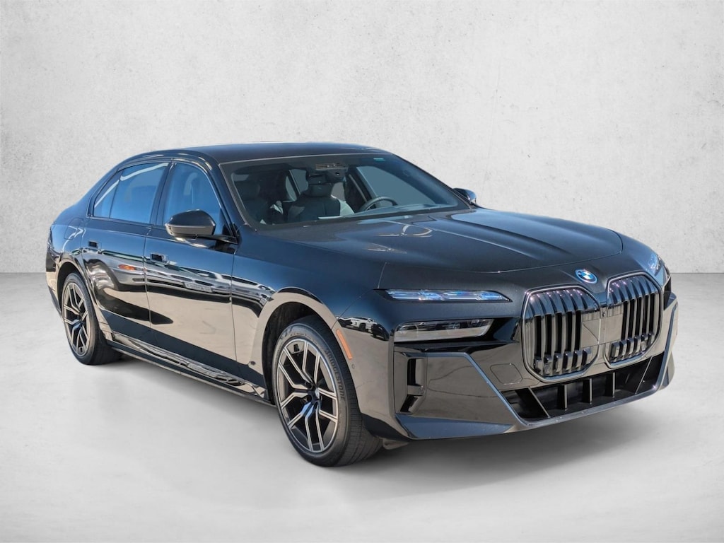 Used 2025 BMW 750e xDrive Sedan