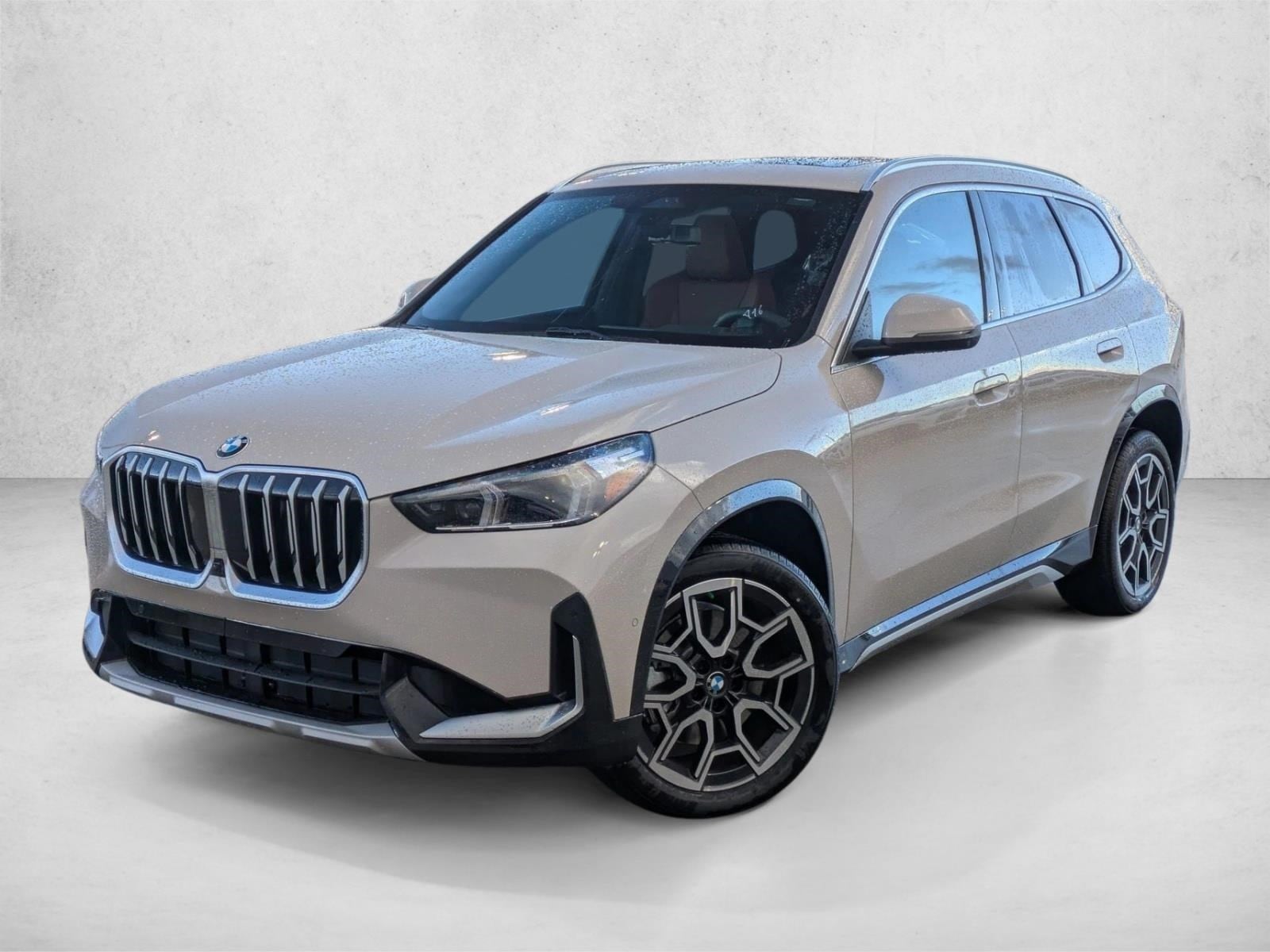 2026 BMW X1 28i's photo