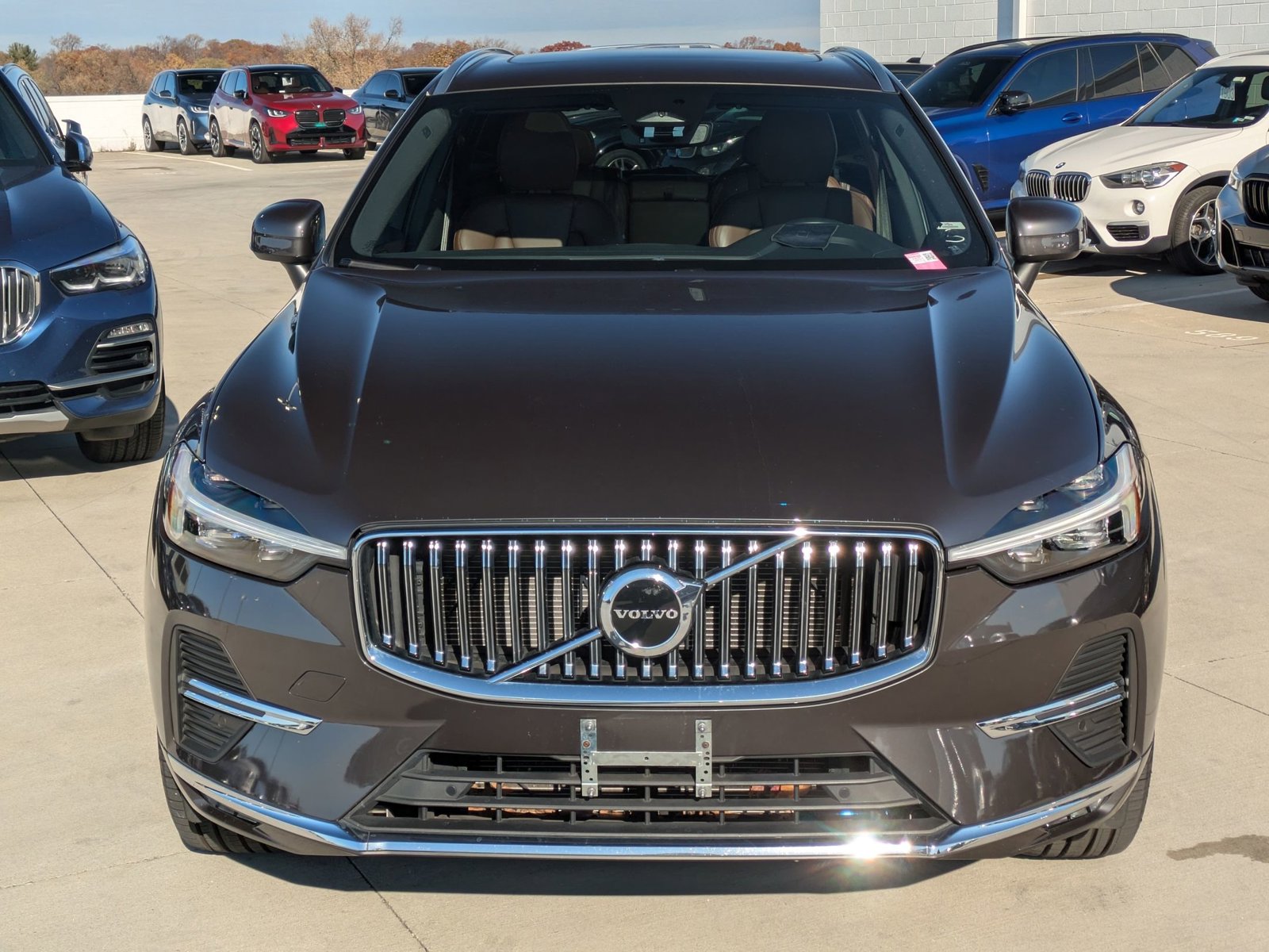 2022 Volvo XC60 B5 Inscription photo 2