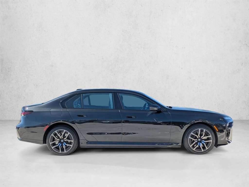 Used 2025 BMW 750e xDrive Sedan