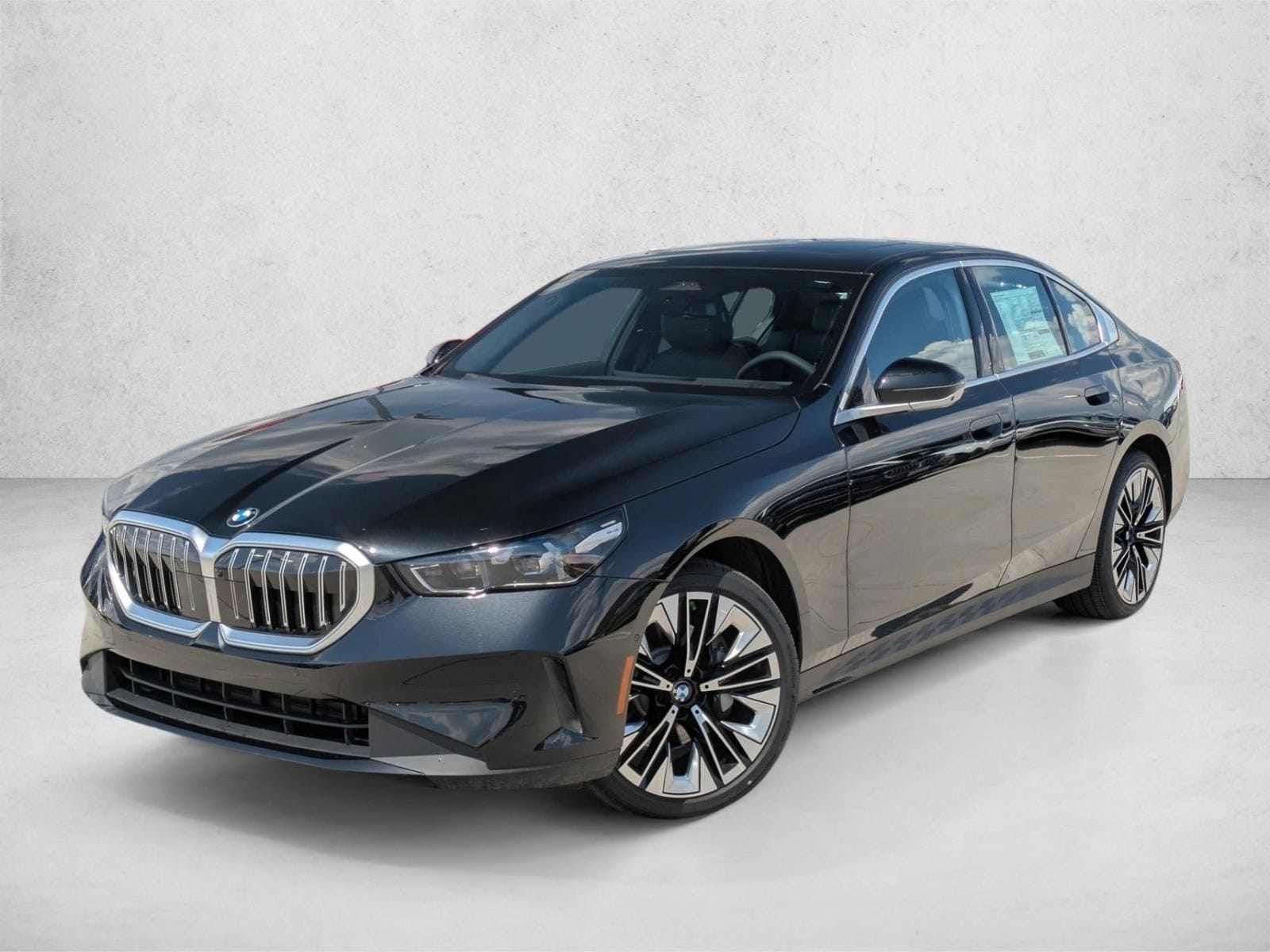 2026 BMW 5 Series 530i xDrive Sedan's photo