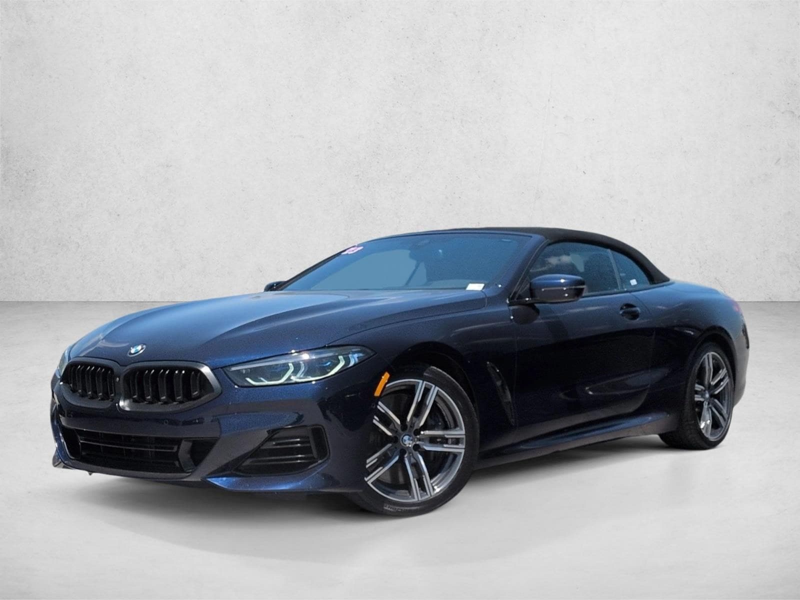 2023 BMW 8 Series 840i xDrive Convertible's photo
