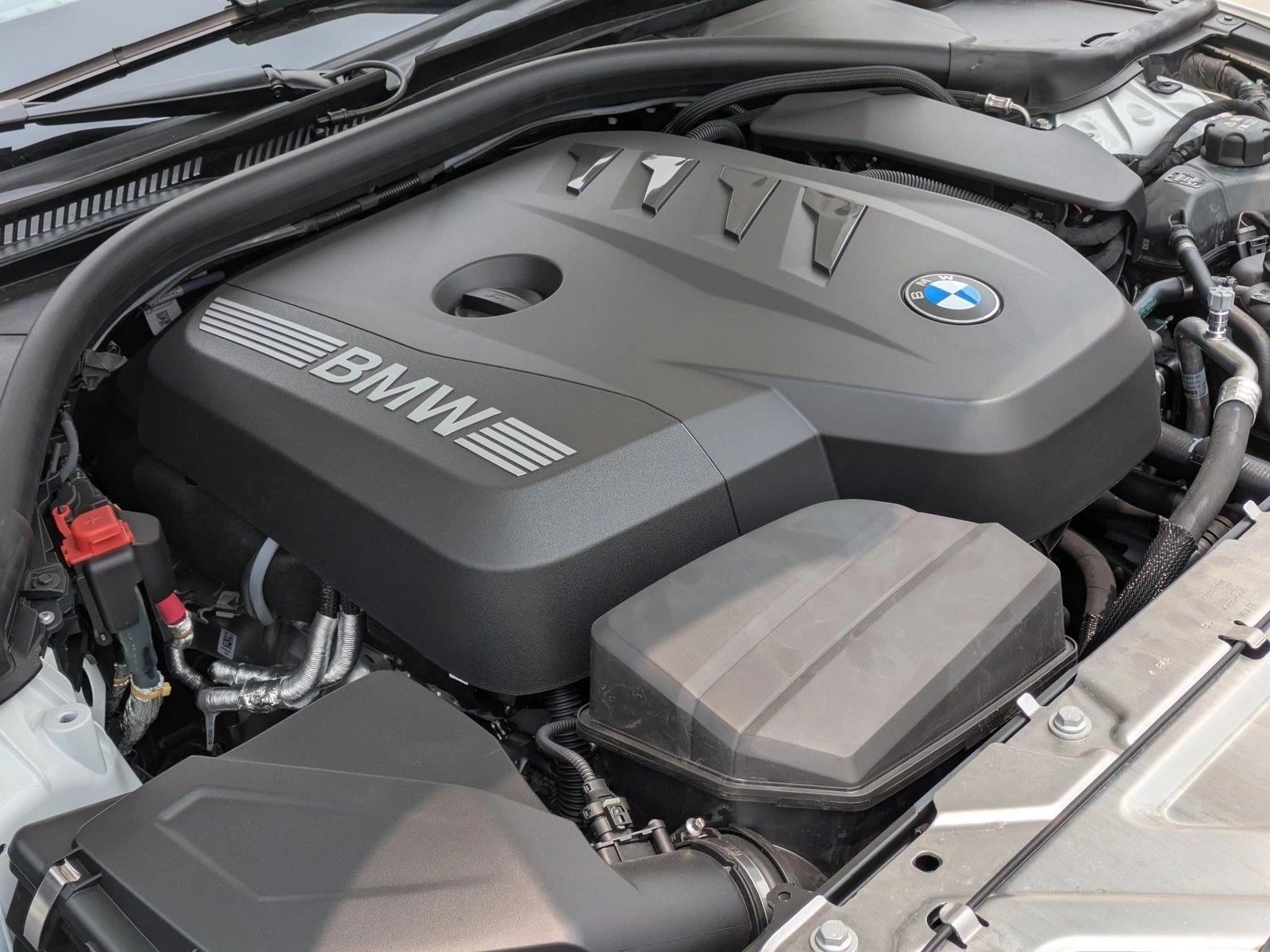 2026 BMW 3 Series 330i - Photo 18