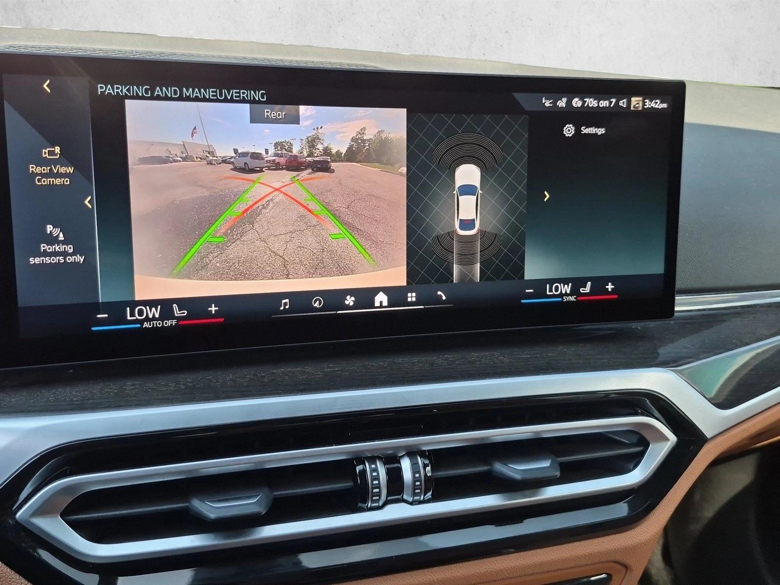 2024 BMW i4 35 - Photo 12