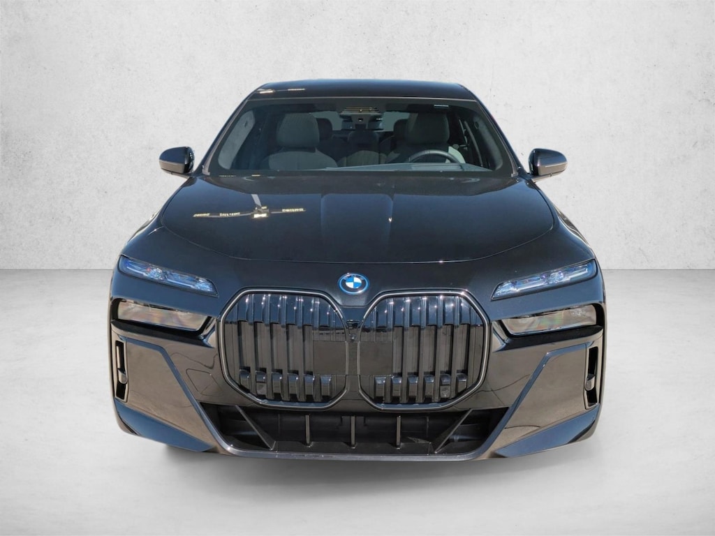 Used 2025 BMW 750e xDrive Sedan