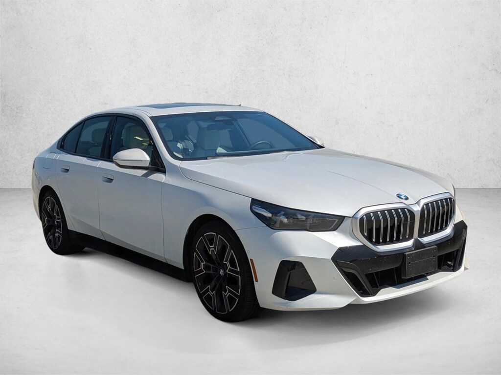 Certified 2025 BMW 530i xDrive Sedan